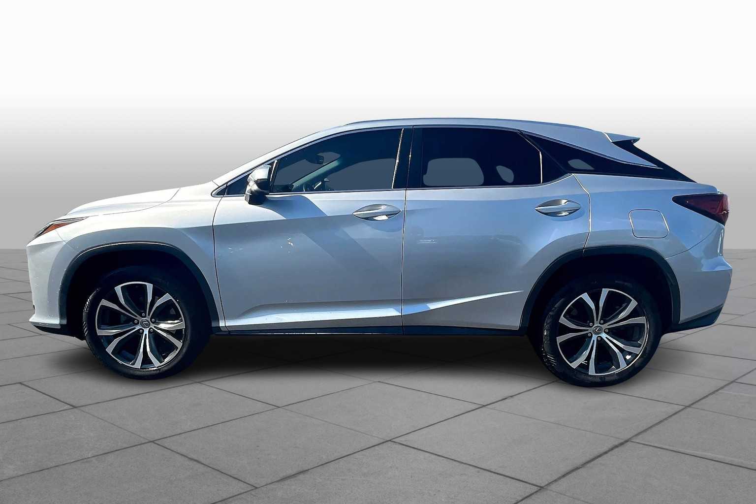 2017 Lexus RX photo 30