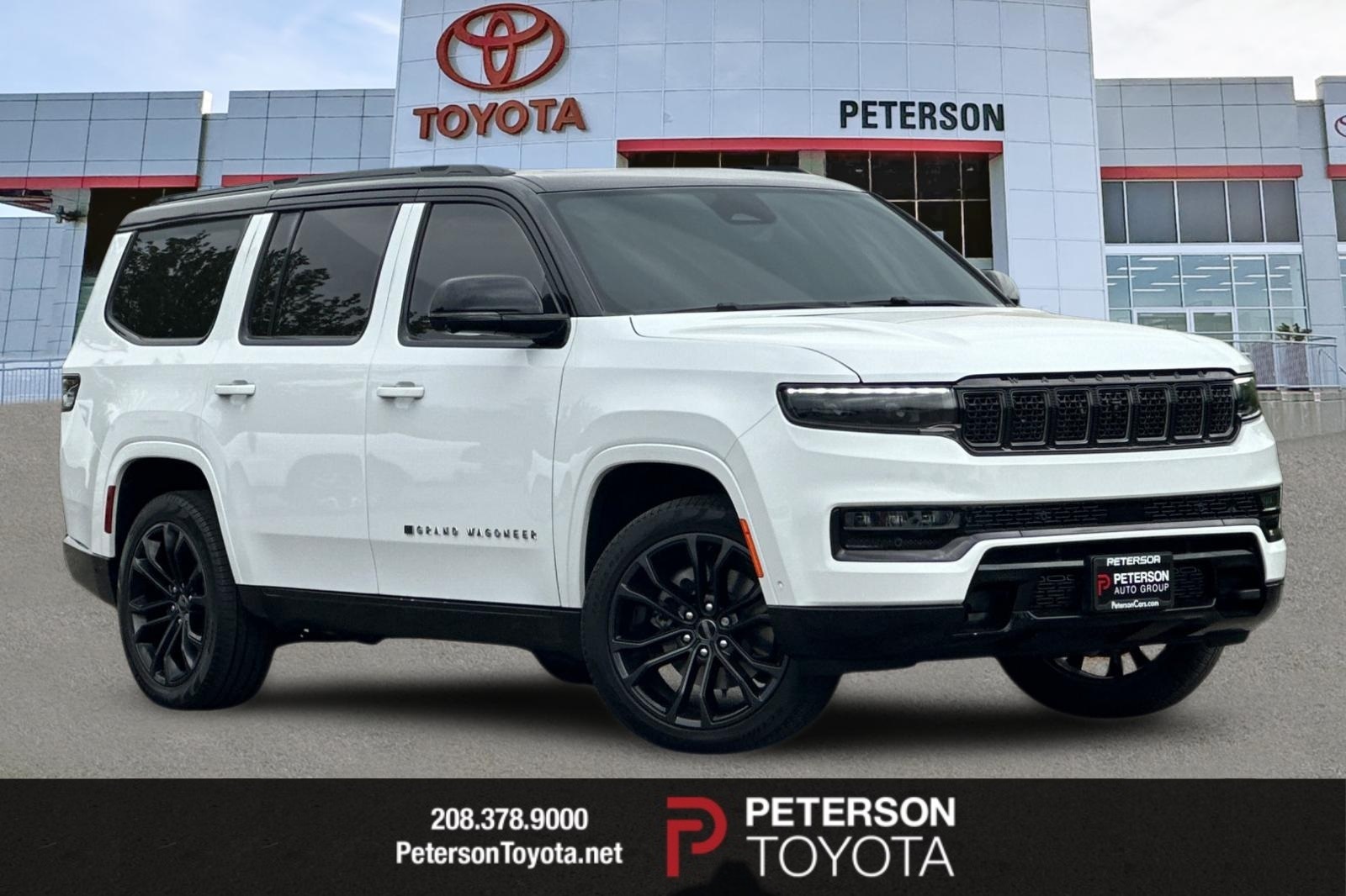 2024 Jeep Grand Wagoneer Series III's photo