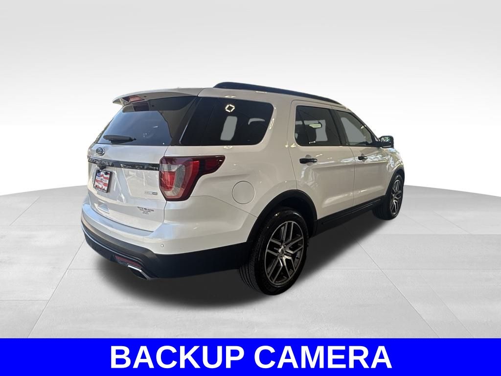 2017 Ford Explorer Sport photo 3