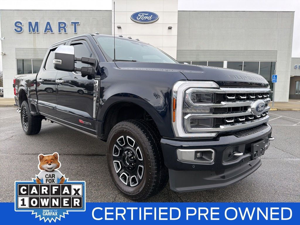 2024 Ford F-250 Super Duty Platinum's photo