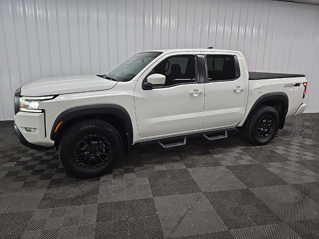 2023 Nissan Frontier PRO-4X photo 6