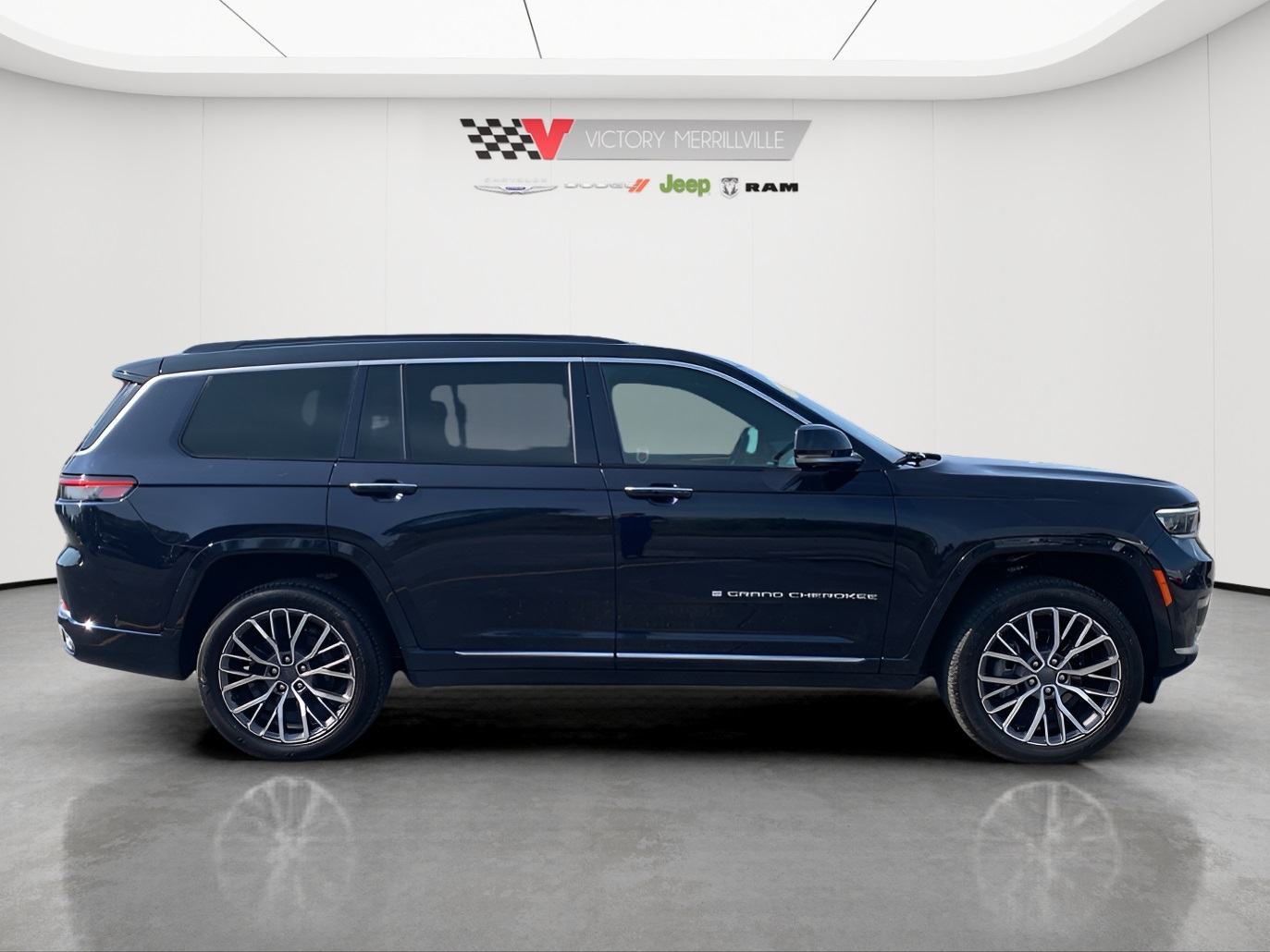 2024 Jeep Grand Cherokee L Summit photo 6