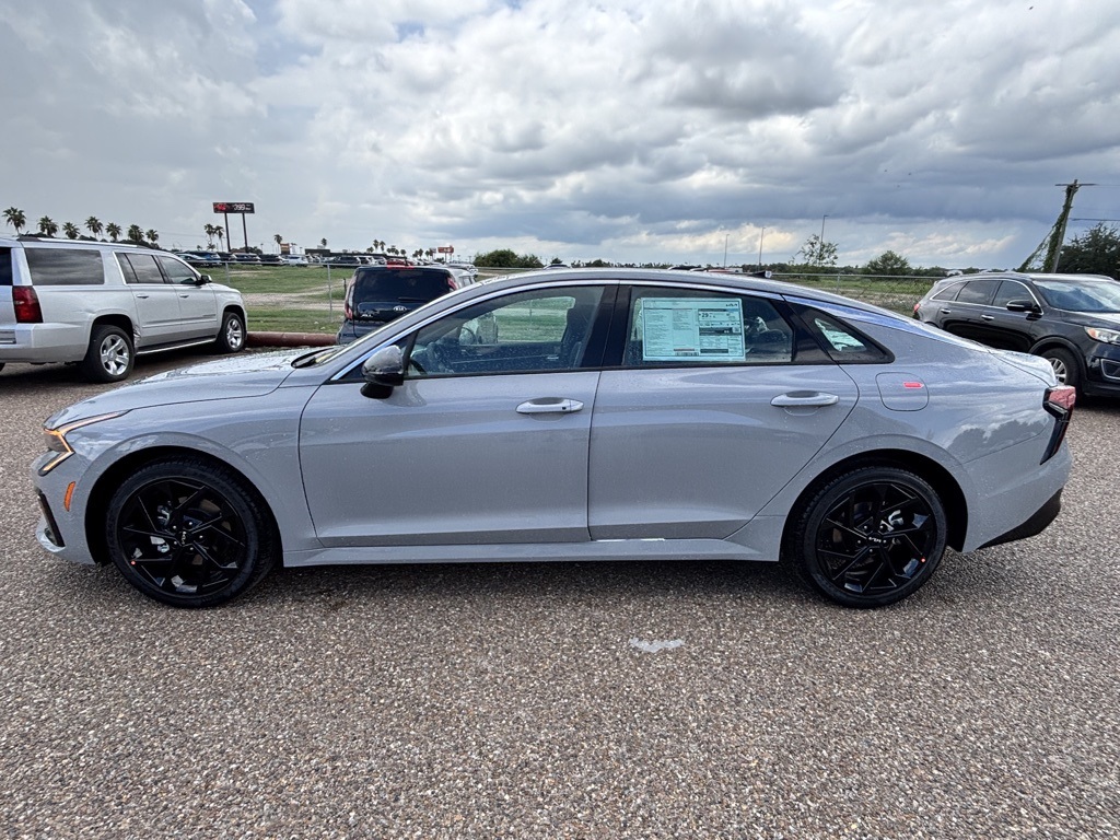 2026 Kia K5 GT-Line photo 4