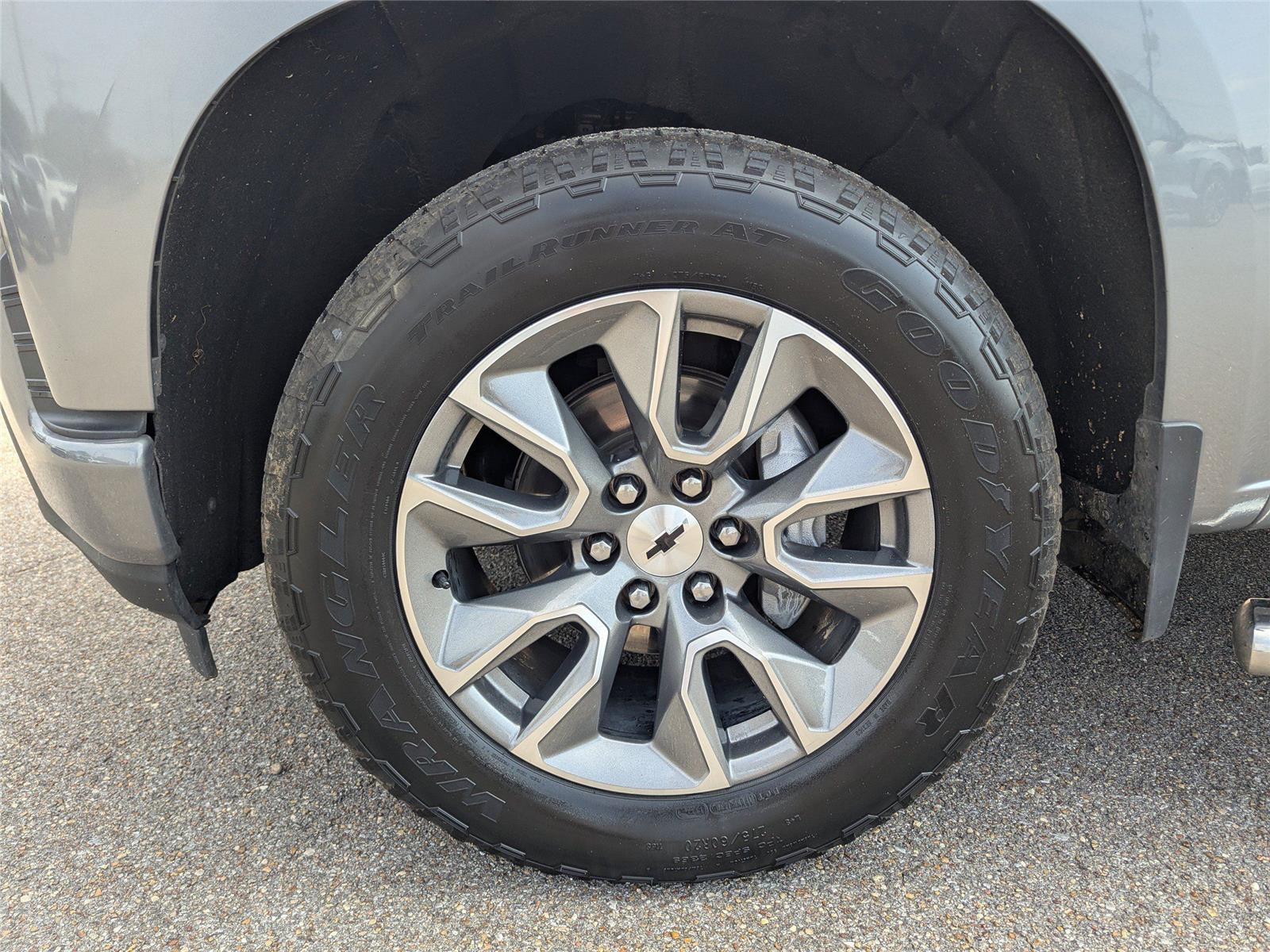 2021 Chevrolet Silverado 1500 RST photo 10