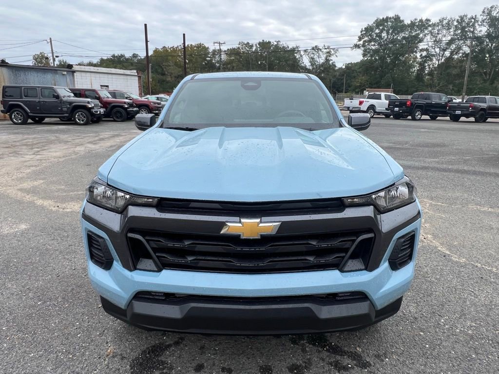 2026 Chevrolet Colorado LT photo 2