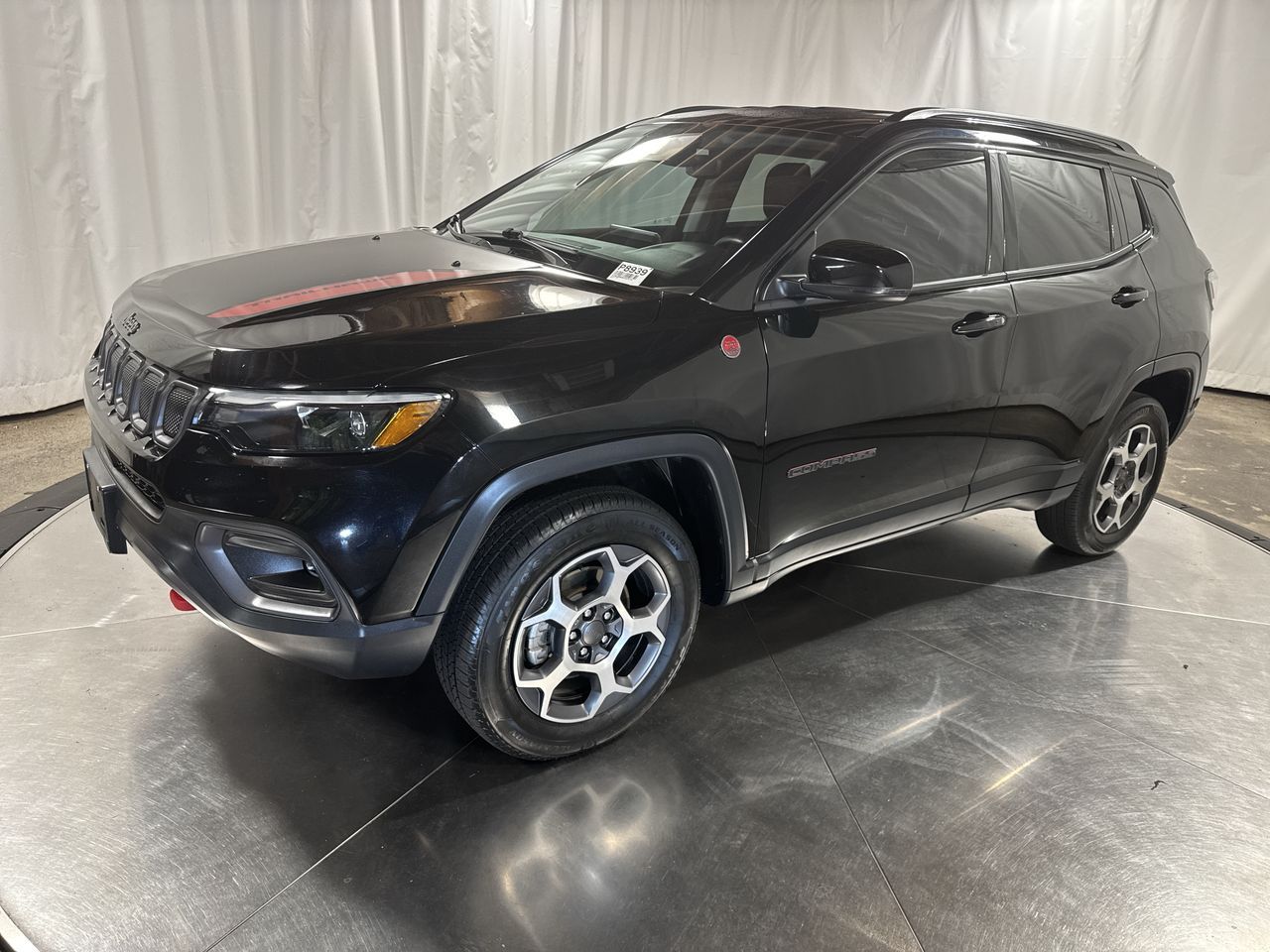 2022 Jeep Compass Trailhawk's photo