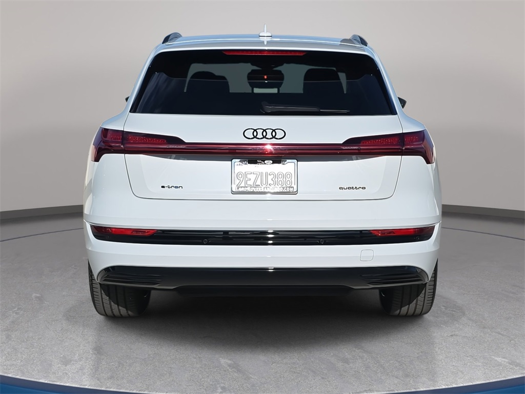 2023 Audi e-tron Premium Plus photo 5