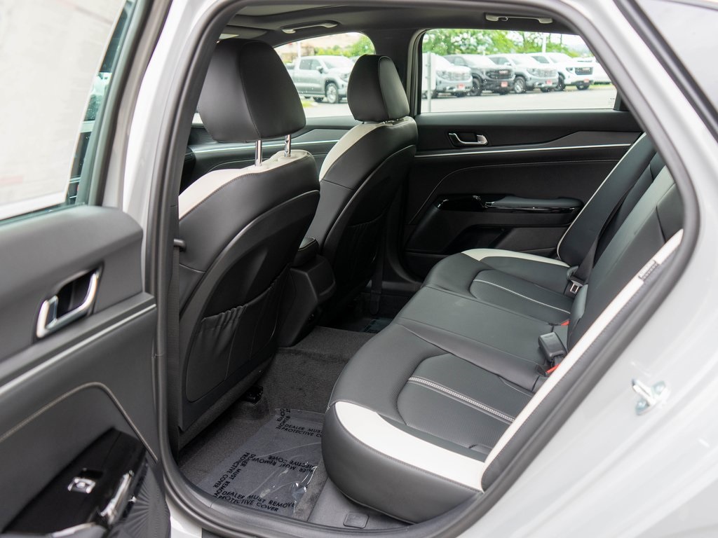 2026 Kia K5 GT-Line photo 13