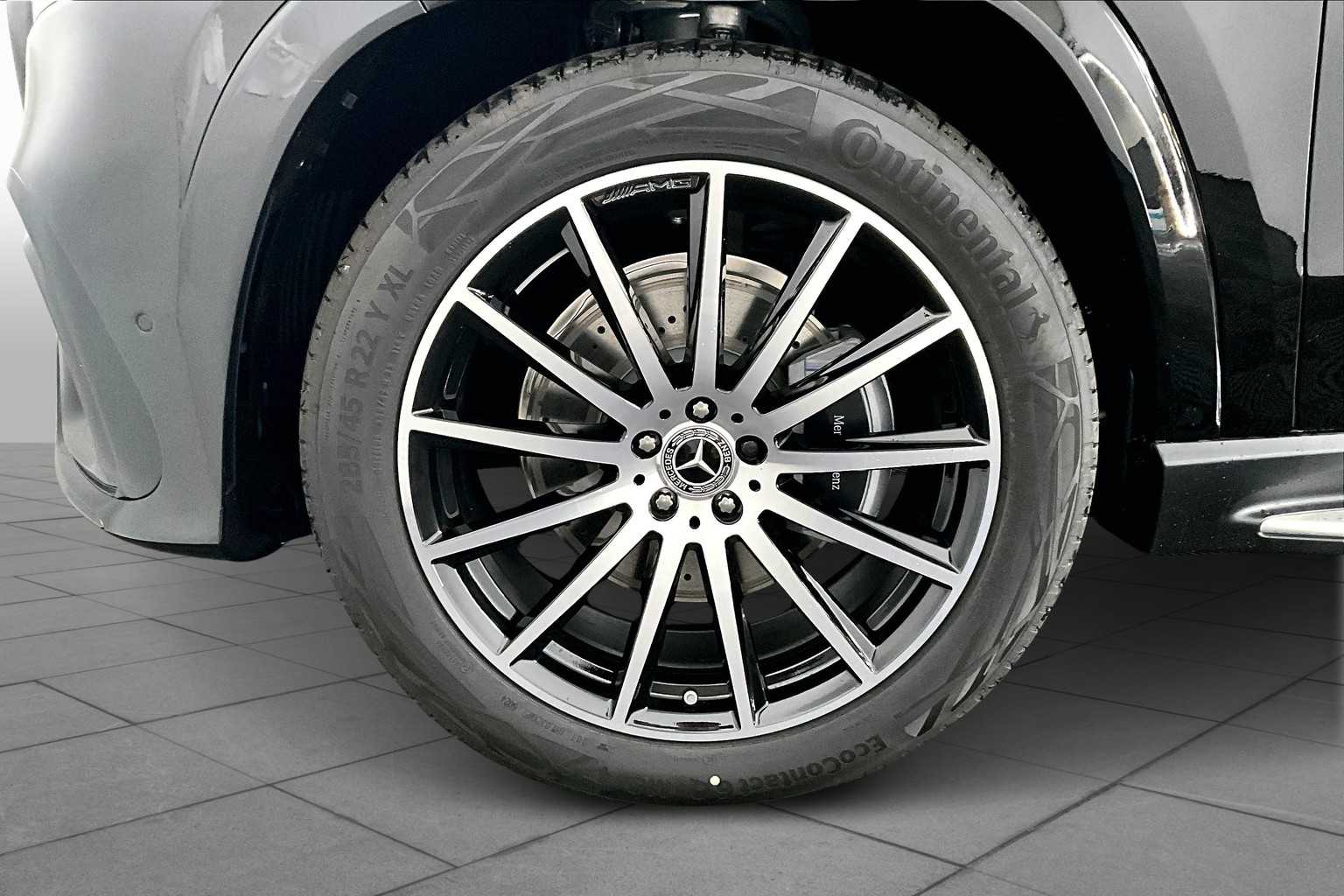 2026 Mercedes Benz GLS 580 4MATIC photo 15