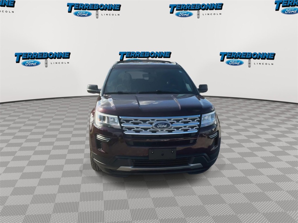 2018 Ford Explorer XLT photo 3