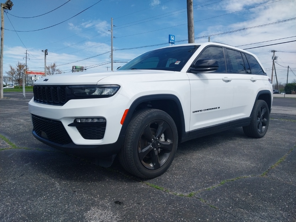 2023 Jeep Grand Cherokee Limited photo 4
