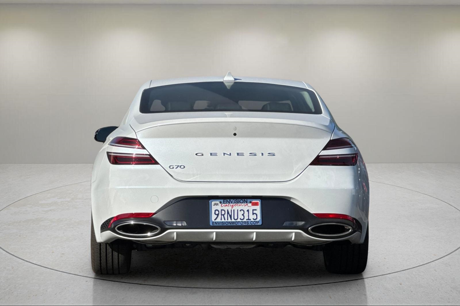 2025 Genesis G70 2.5T photo 4