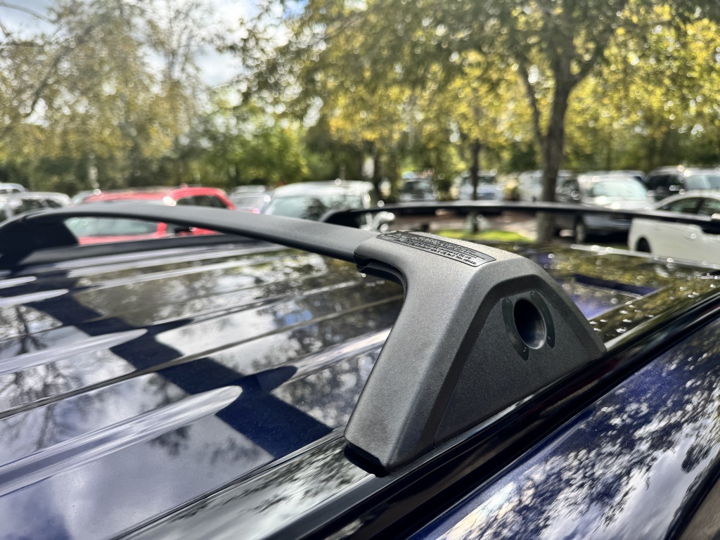 2020 Toyota RAV4 Hybrid XLE photo 10