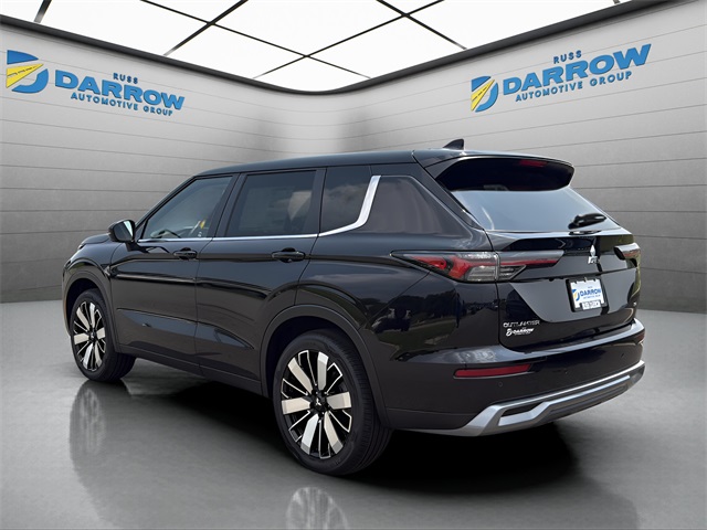 2025 Mitsubishi Outlander SE photo 3