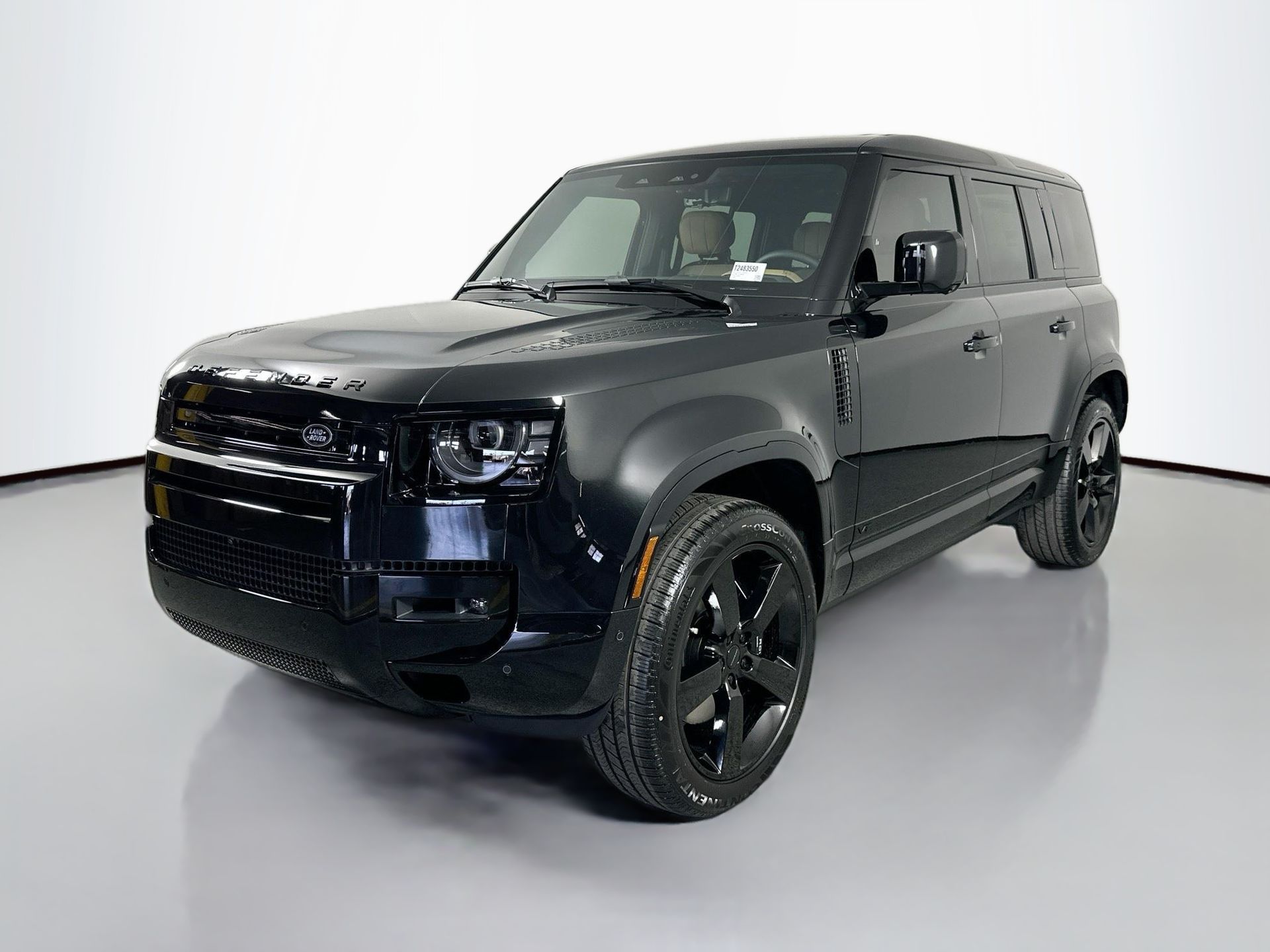 2026 Land Rover Defender V8's photo