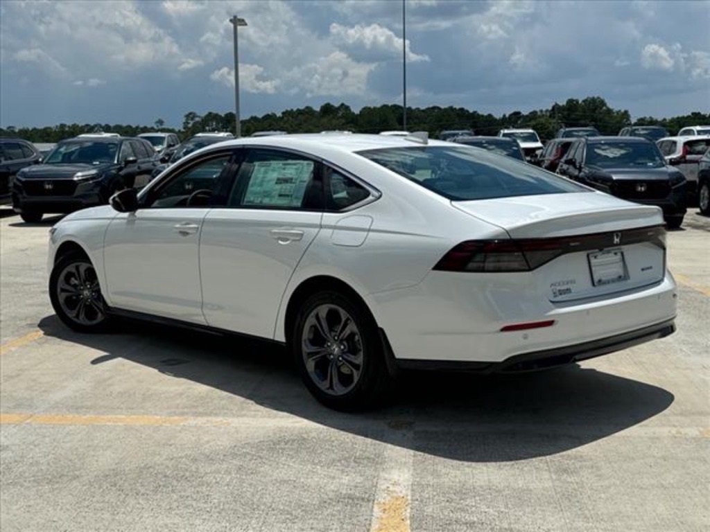 2025 Honda Accord Hybrid EX-L photo 7