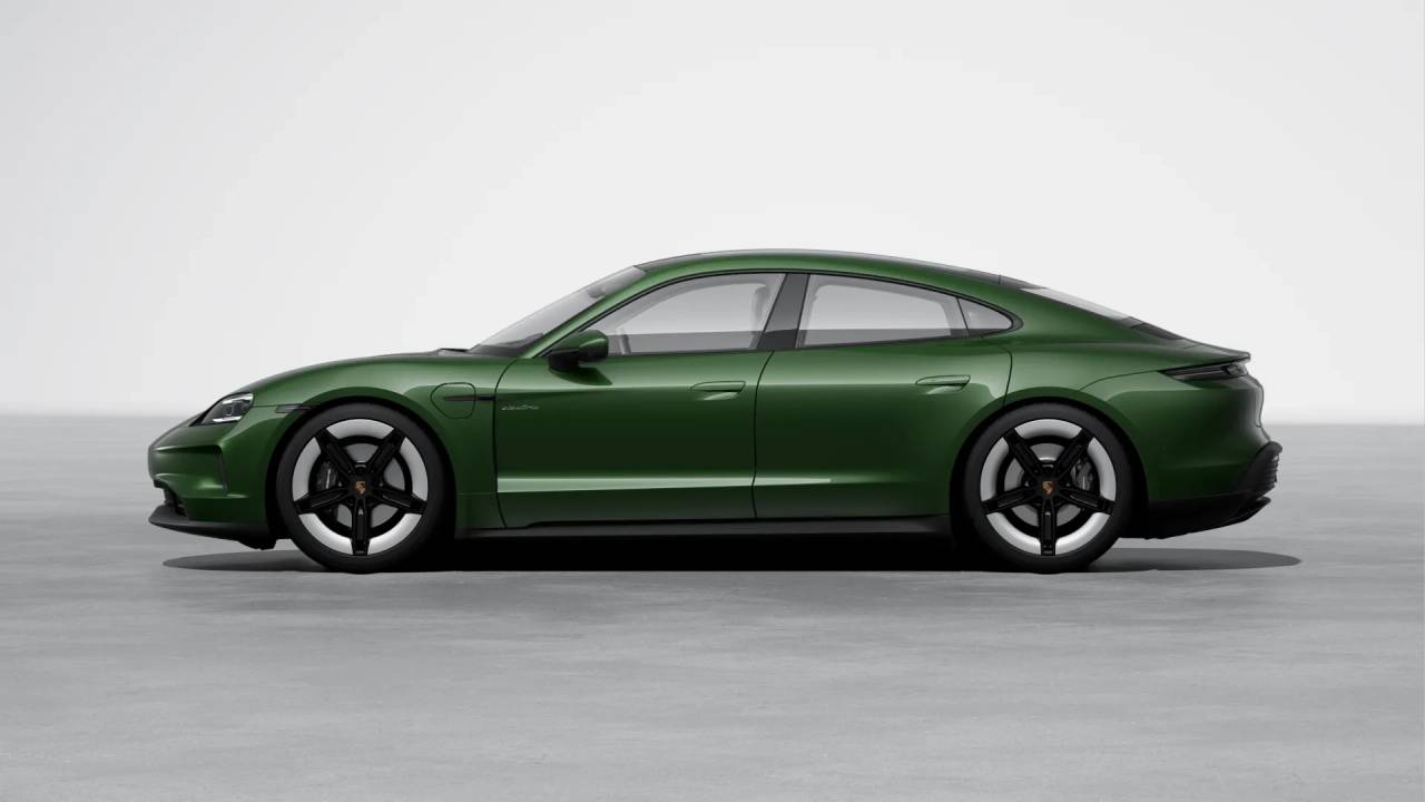2026 Porsche Taycan 4 photo 2