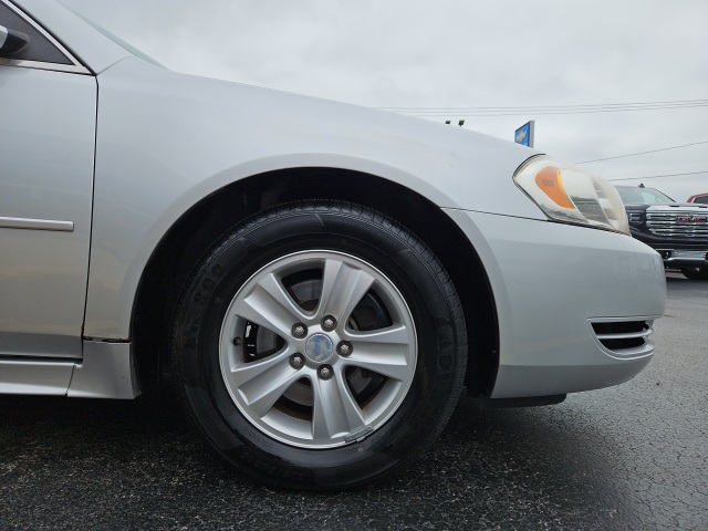 2013 Chevrolet Impala LS Fleet photo 10