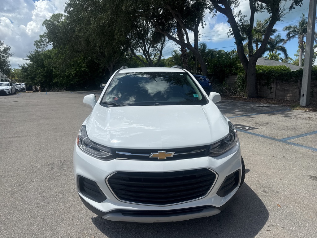 2018 Chevrolet Trax LT photo 3