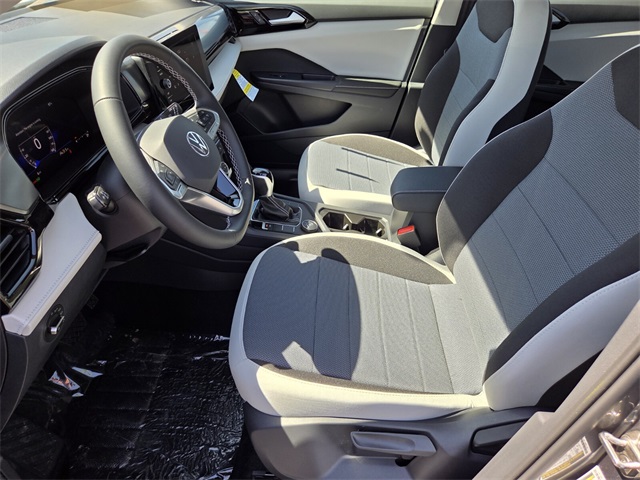 2025 Volkswagen Taos S photo 5