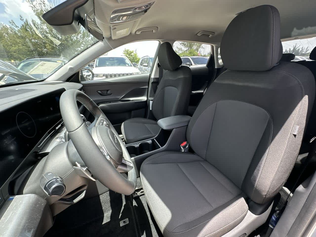 2025 Hyundai Kona SEL photo 14