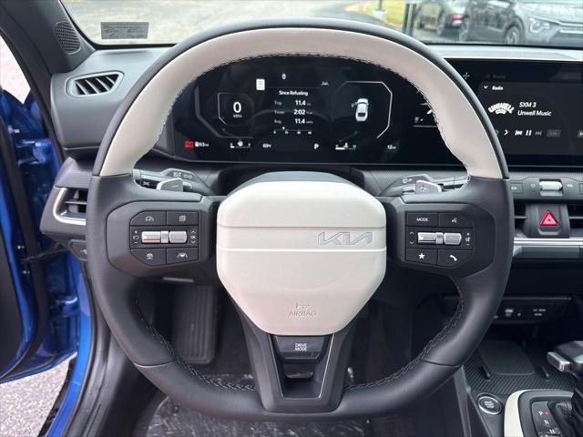 2025 Kia K4 GT-Line photo 6