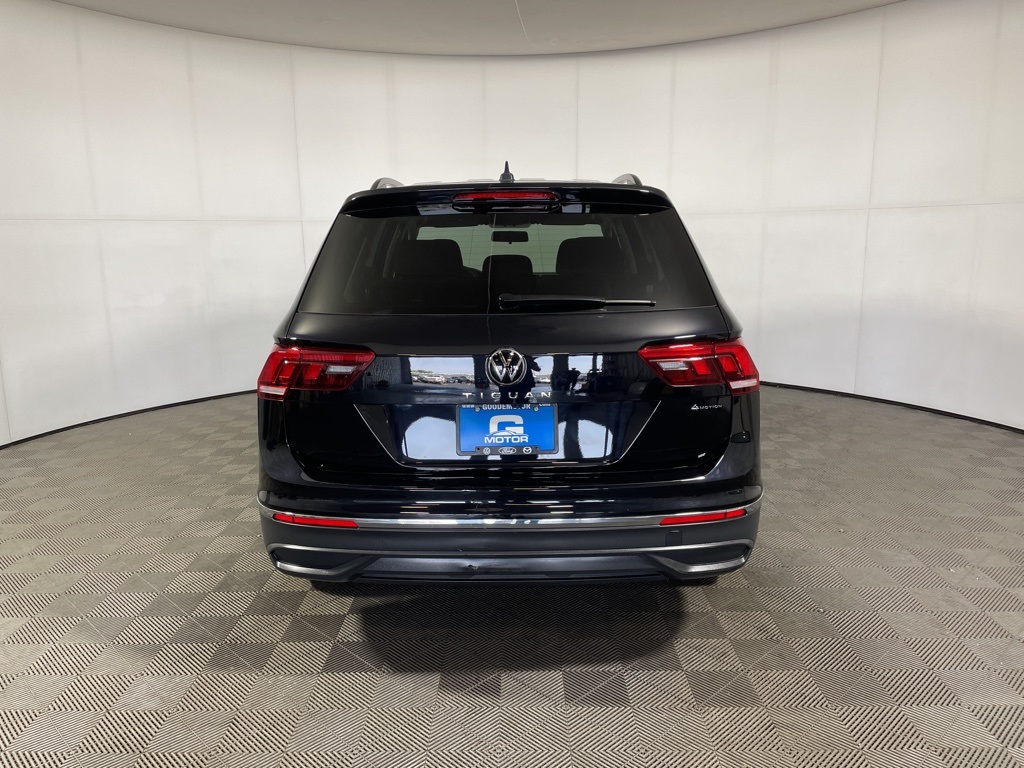 2022 Volkswagen Tiguan S photo 3