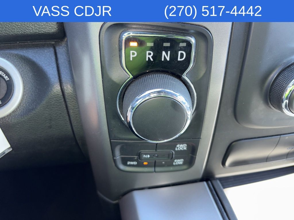 2023 Ram 1500 SLT photo 10
