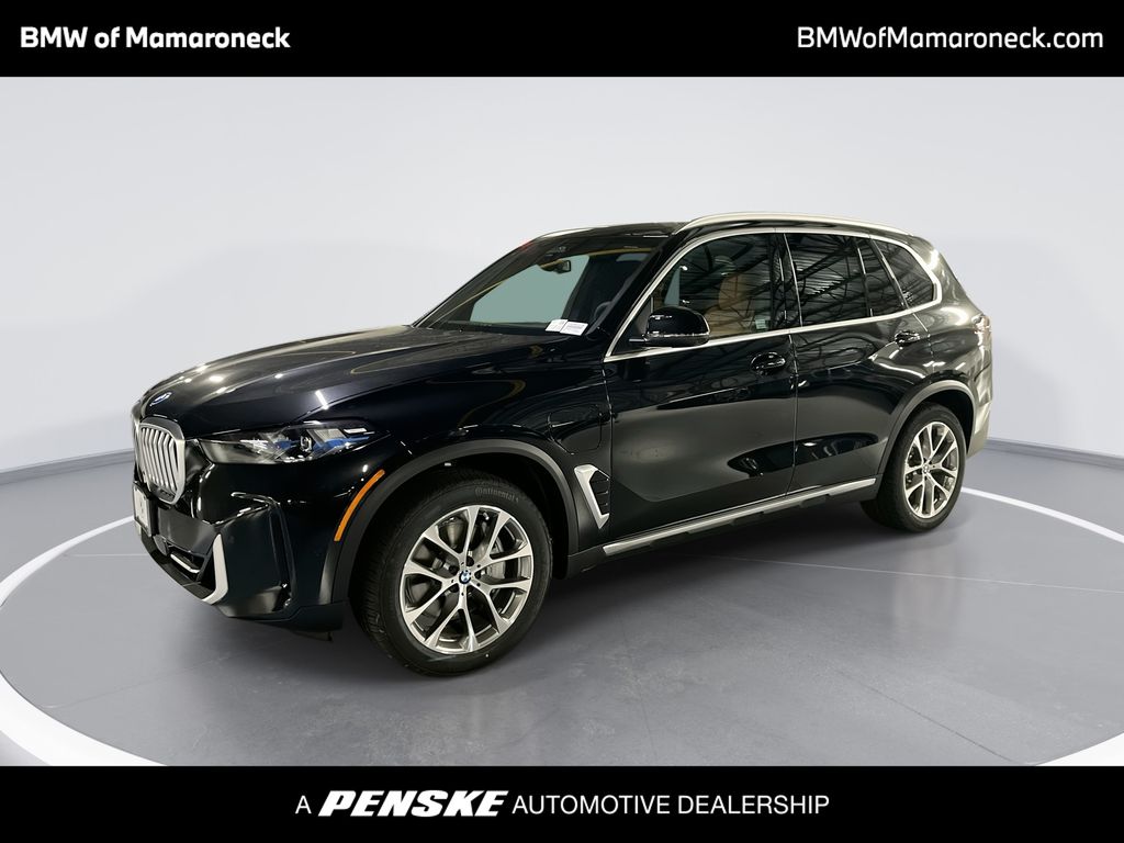 2026 BMW X5 50e's photo