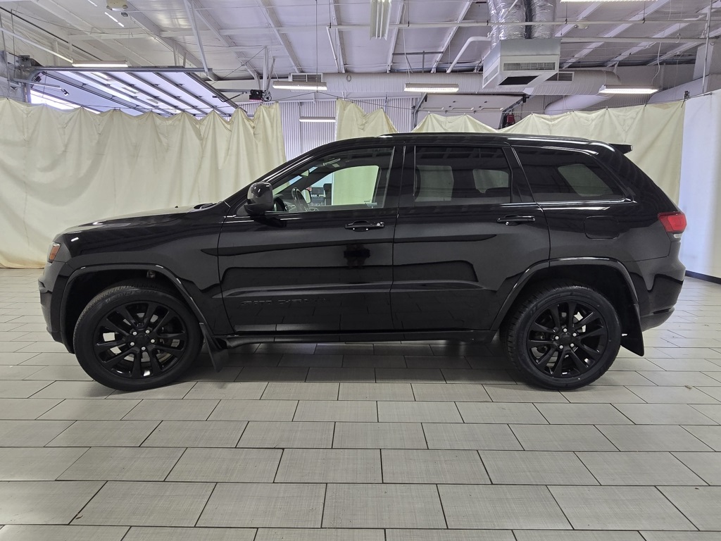 2018 Jeep Grand Cherokee Altitude photo 9