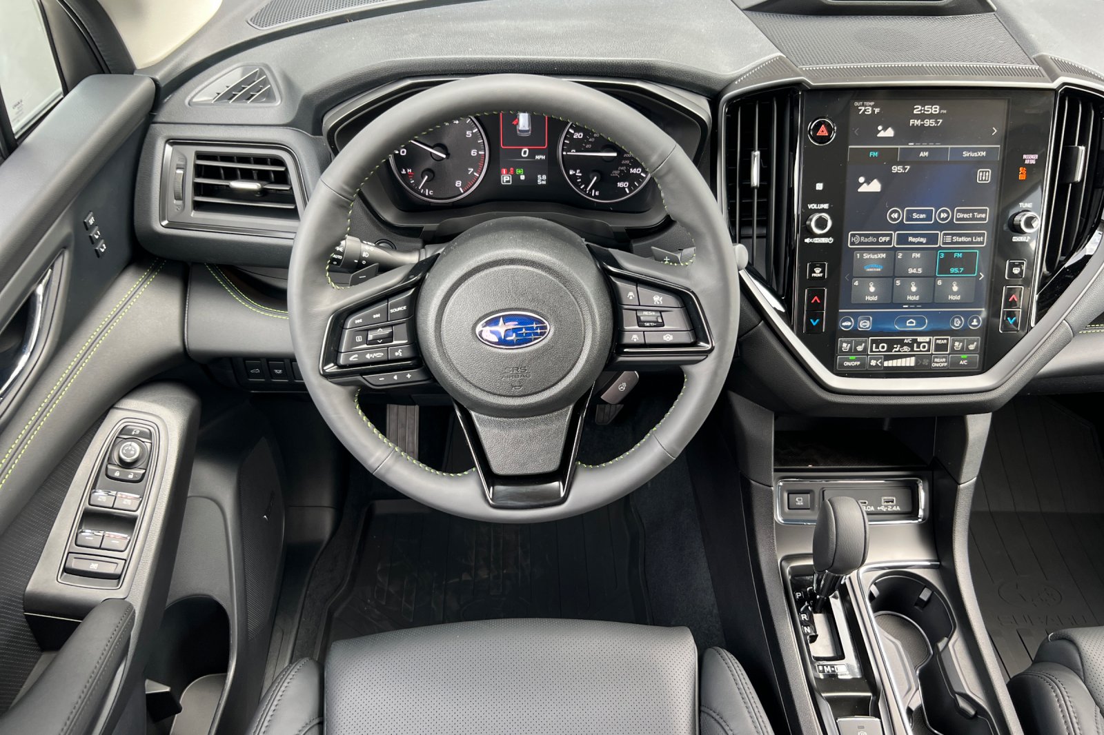2025 Subaru Ascent Onyx Edition Touring photo 14