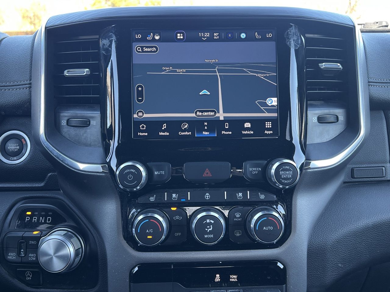 2024 Ram 1500 Laramie photo 4