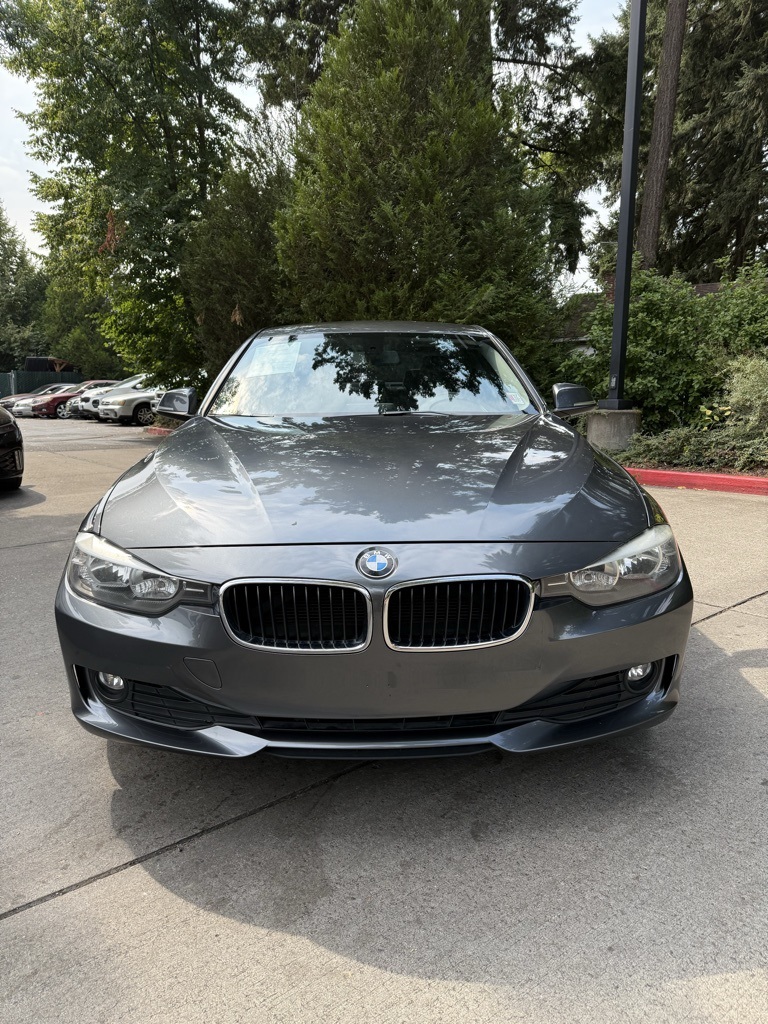Used 2015 BMW 3 Series 320i with VIN WBA3B1G50FNT02167 for sale in Gladstone, OR