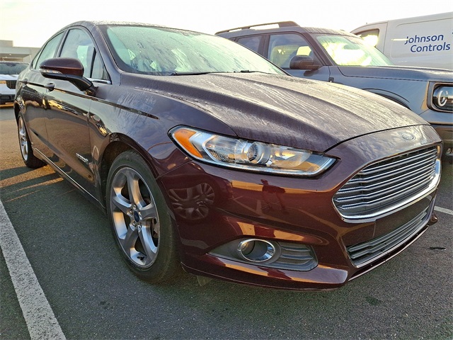 2013 Ford Fusion Hybrid SE photo 3