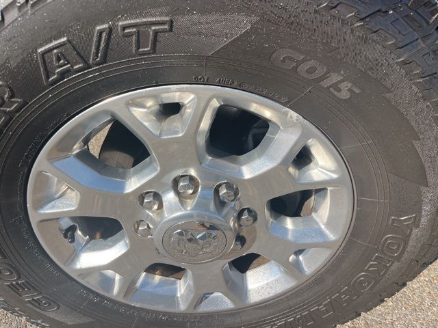 2020 Ram 2500 Laramie photo 9