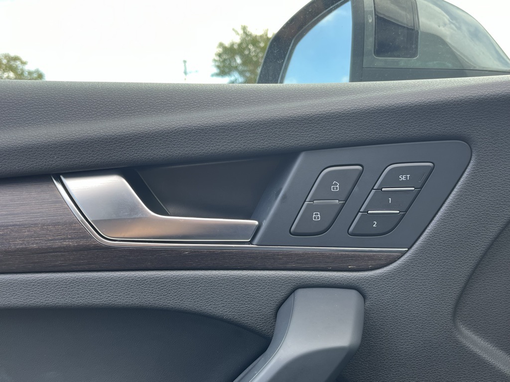2024 Audi Q5 45 S line Premium Plus photo 16