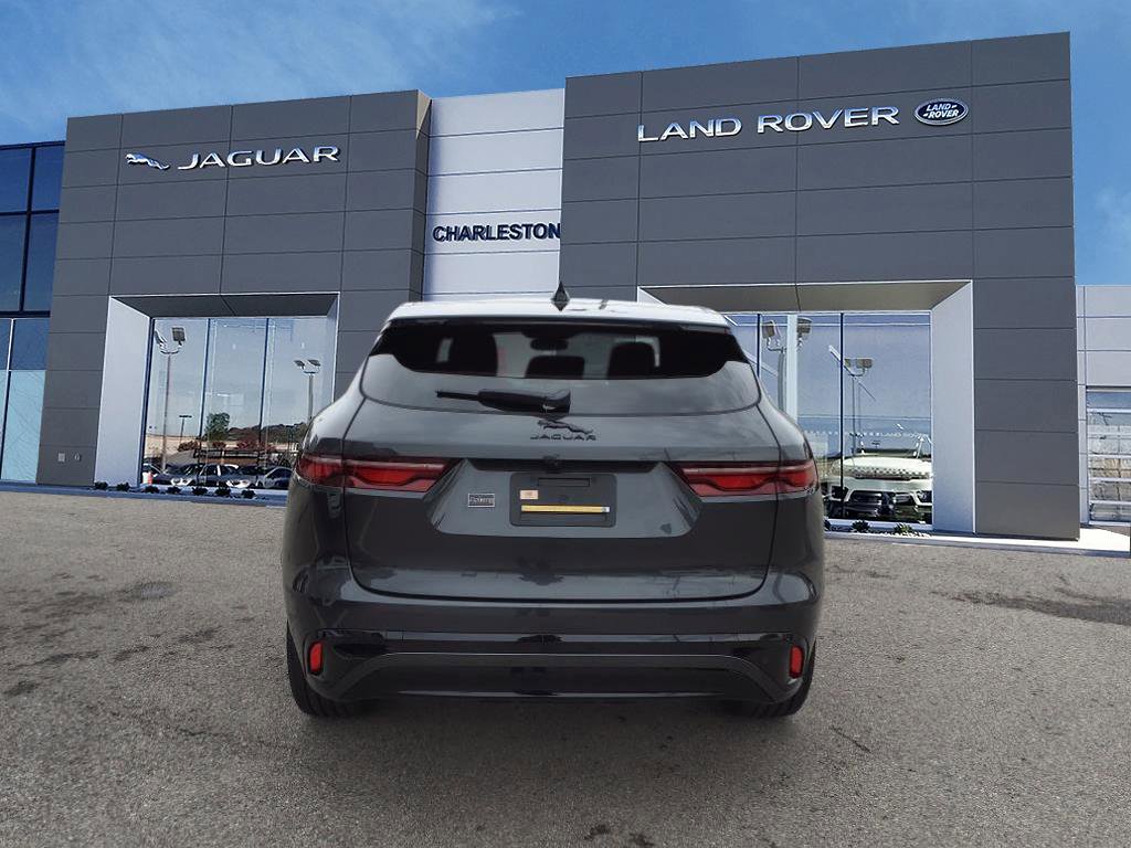 2025 Jaguar F-PACE R-Dynamic S photo 4