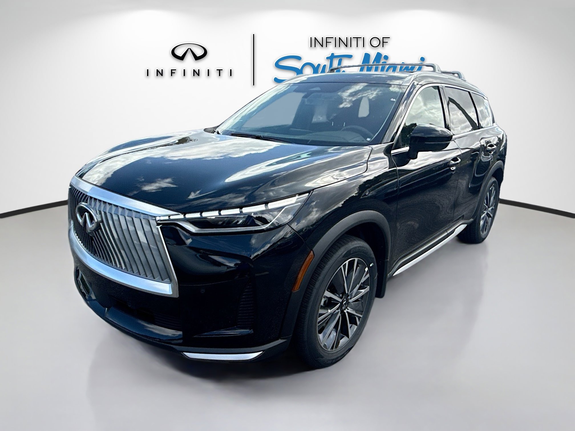 2026 Infiniti QX60 Luxe photo 3