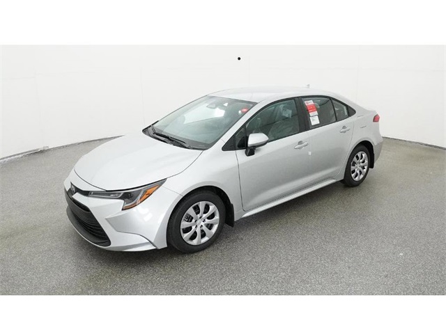 2026 Toyota Corolla LE's photo