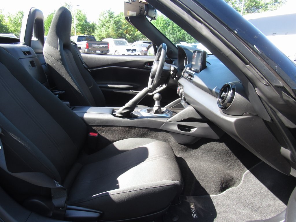 2020 Mazda MX-5 Miata Miata Sport photo 13