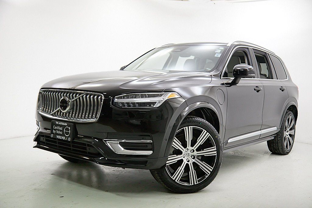 2023 VOLVO XC90 - Image 1