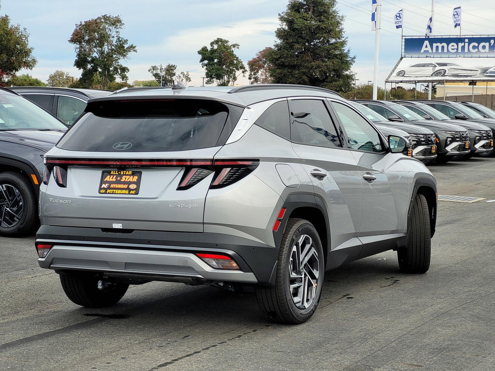 2026 Hyundai Tucson Plug-in Hybrid Limited photo 3