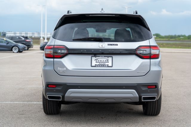 2025 Honda Pilot Elite photo 6