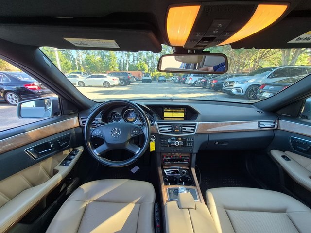 2012 Mercedes Benz E 350 photo 9