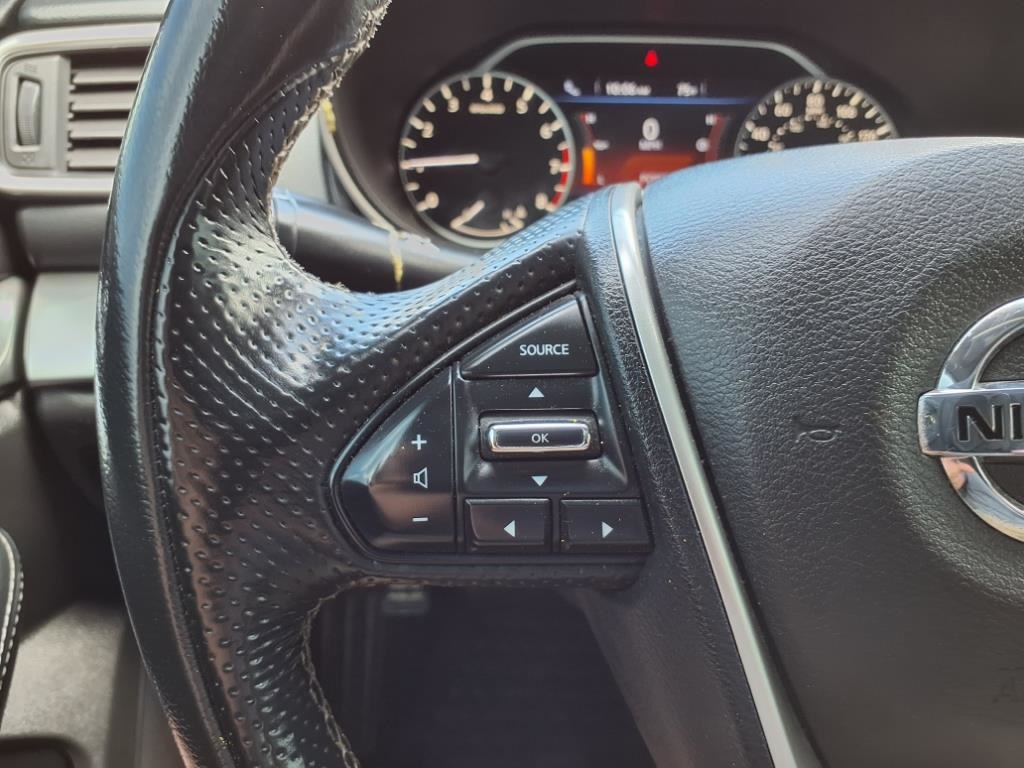 2021 Nissan Maxima SV photo 18