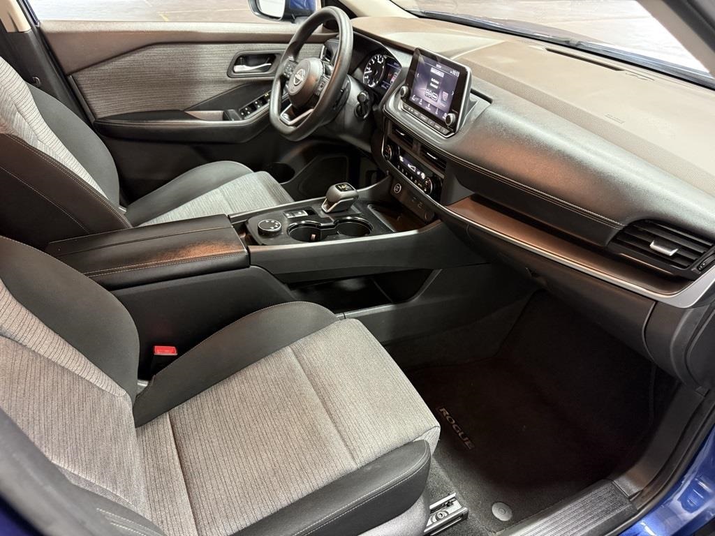 2023 Nissan Rogue SV photo 28