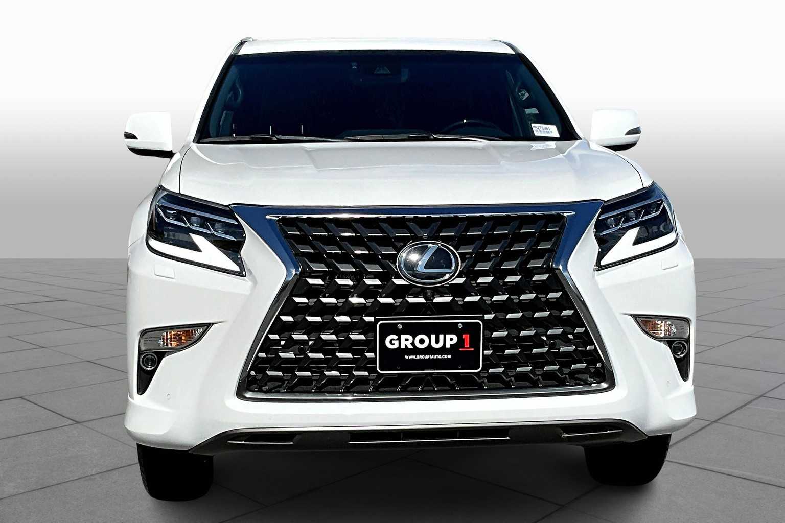 2021 Lexus GX 460 Luxury photo 3