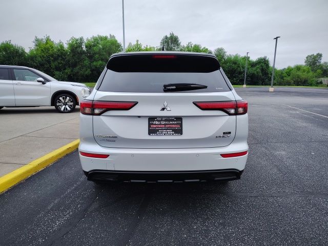 2025 Mitsubishi Outlander PHEV SEL photo 6