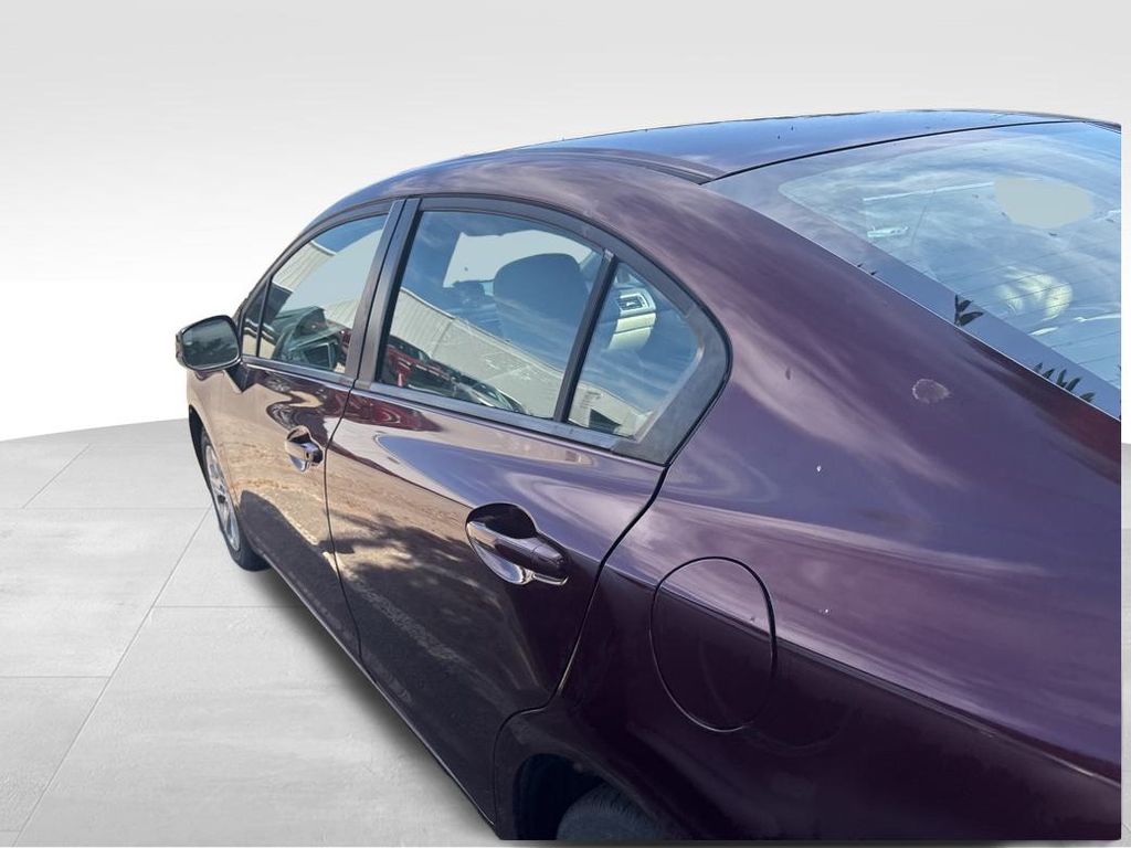 2013 Honda Civic LX photo 14