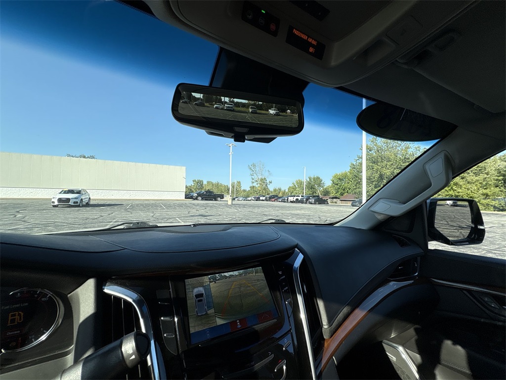 2018 Cadillac Escalade Luxury photo 24